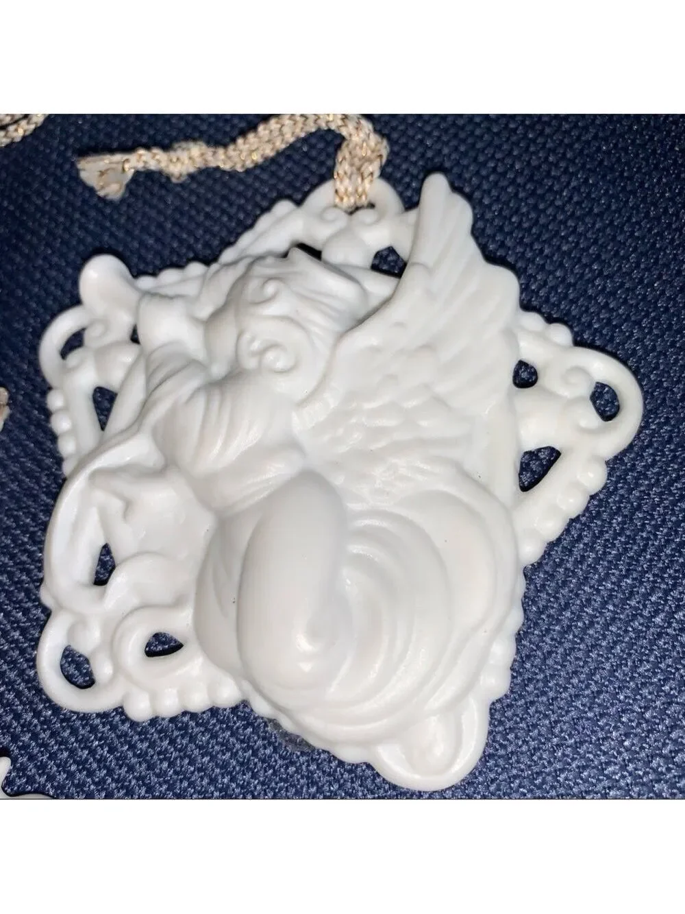 PRECIOUS MOMENTS 3-D vintage angel ornaments set/3